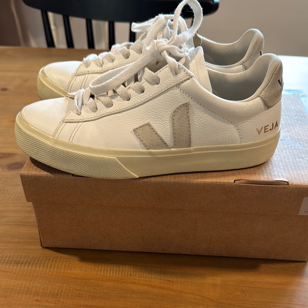 Veja Cream and White Casual Sneakers